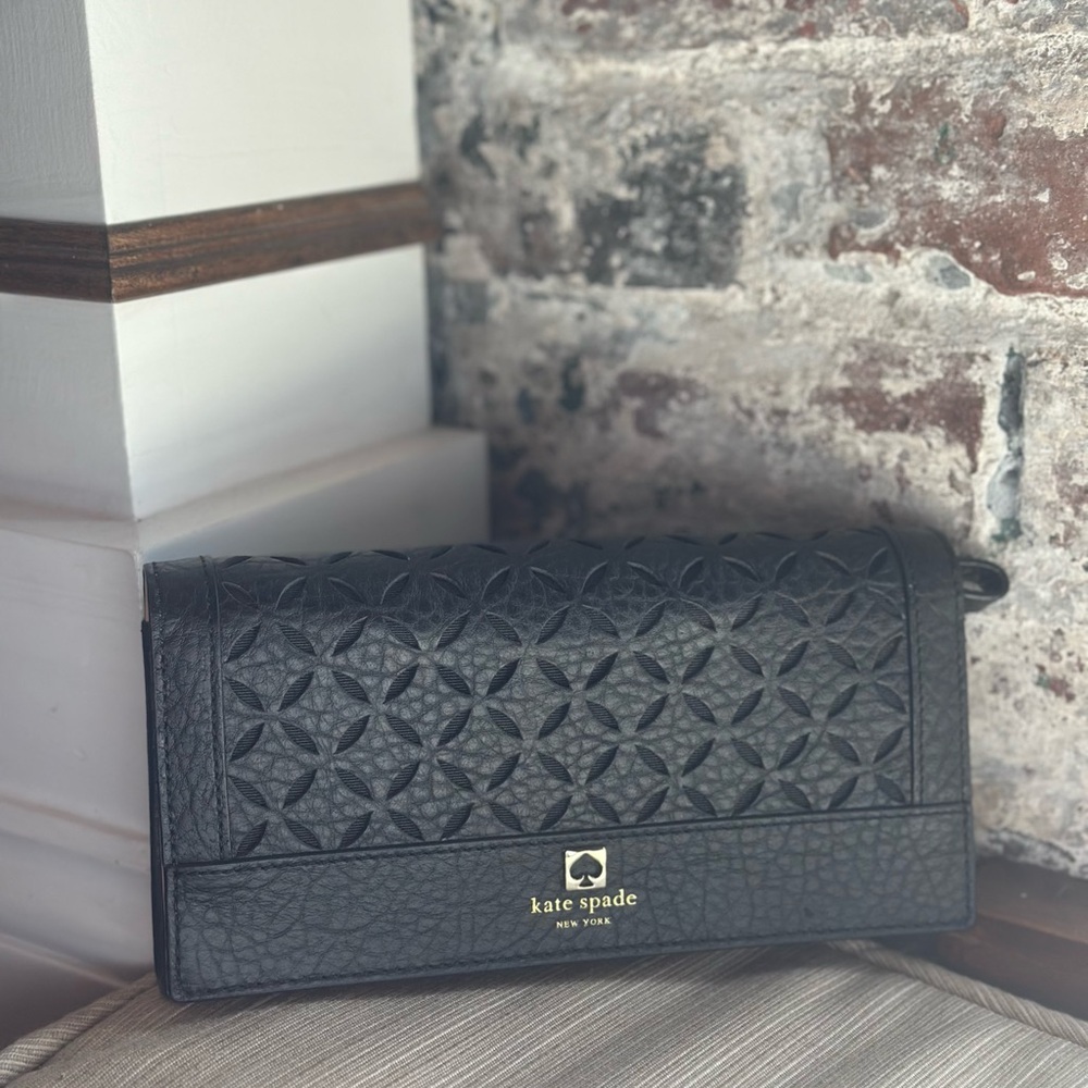 Kate Spade Linney Wristlet Wallet